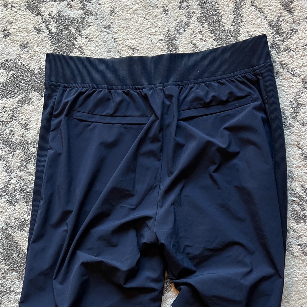 Athleta Deep Blue Active Pants - image 6